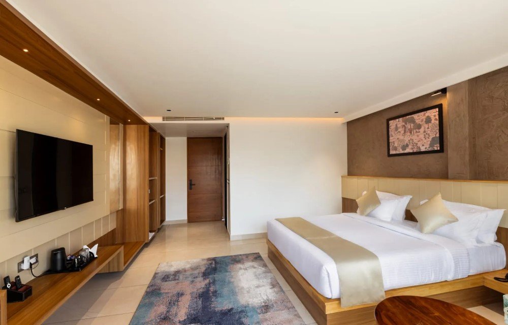 Aira Boutique Hotel Suite Room Image